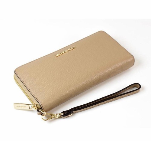 Michael Kors Jet Set Continental Large Wristlet Pebbled Leather Camel - Picture 3 of 8
