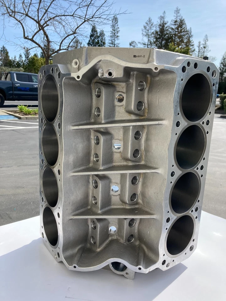 Bloque pequeño Carroll Shelby Engine Co Bare 351 Windsor Foto 4 de 4