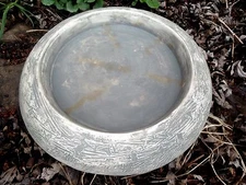 Plain bird feeder birdbath concrete plaster mold mould 13.5" x 2" thick