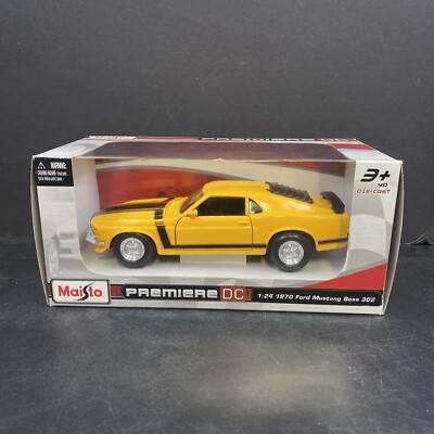 Maisto Premiere DC 1970 Ford Mustang Boss 302 1:24 Scale Diecast Yellow Car 