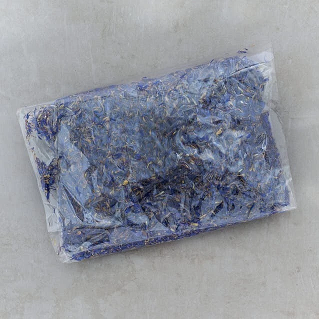 DRIED CORNFLOWER BLUE PETALS CONFETTI SOAP CANDLE WEDDING POT POURRI SOAP - Image 3 of 3