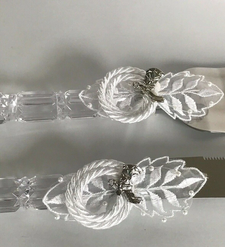 Juego de Servidor de Pasteles de Boda Western, Blanco con Dije de Bota de Vaquero Plateado Foto 4 de 4