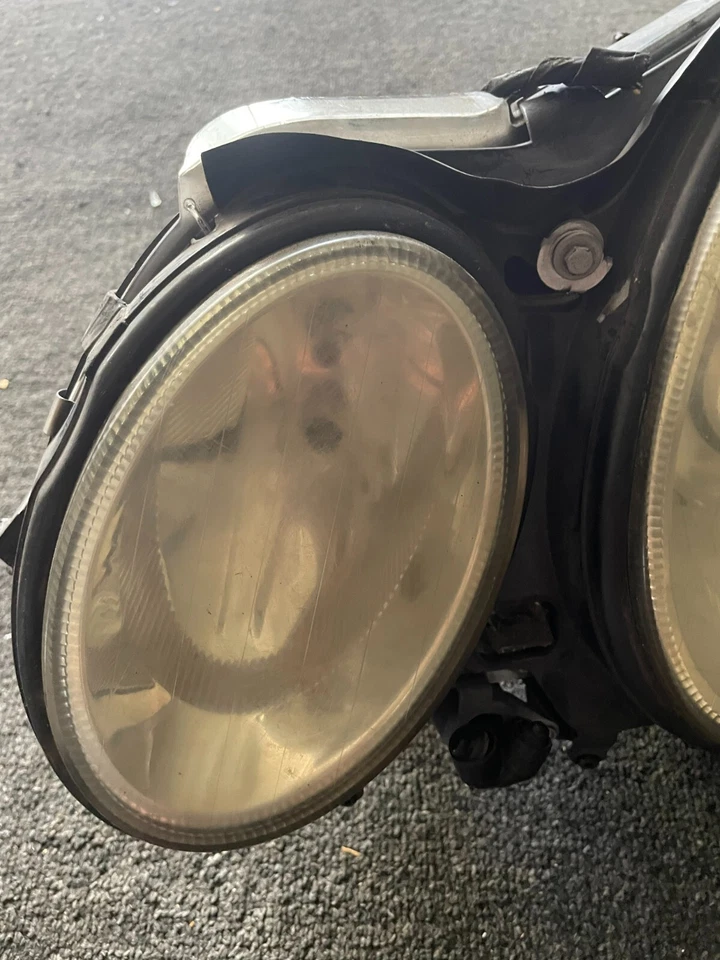 03-06 Lámpara halógena del lado del conductor delantero izquierdo mercedes w211 e320 e350 oem Foto 3 de 4