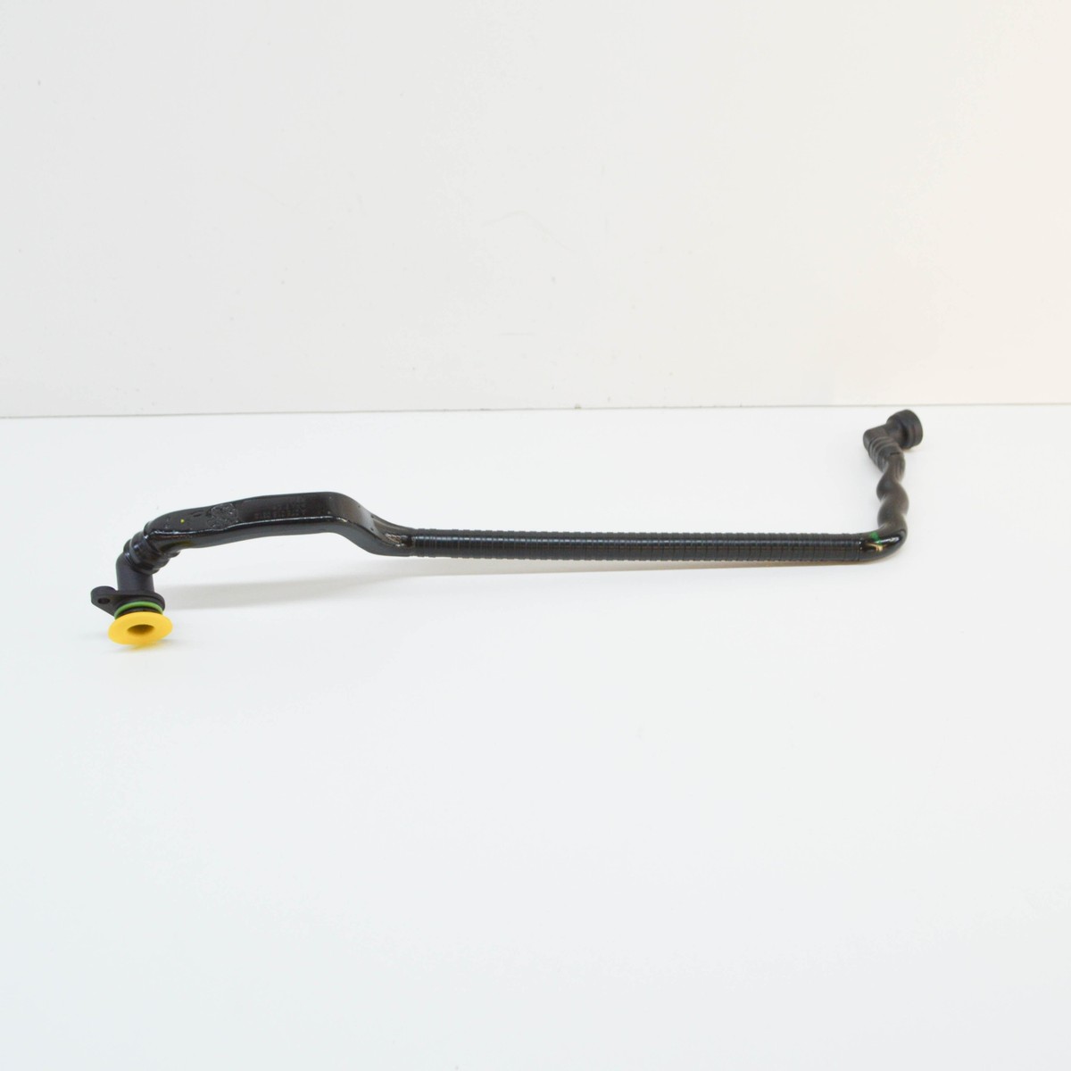 MB ML W166 Engine Crankcase Breather Connector A2760180312 NEW 