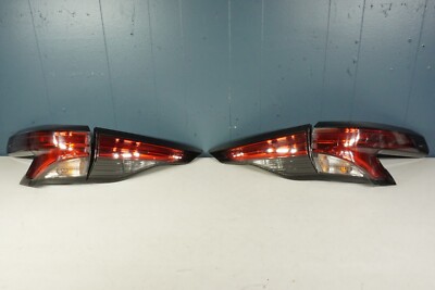 2021-2022 TOYOTA SIENNA (BASE) FULL SET OUTER AND INNER TAILLIGHT HALOGEN LED