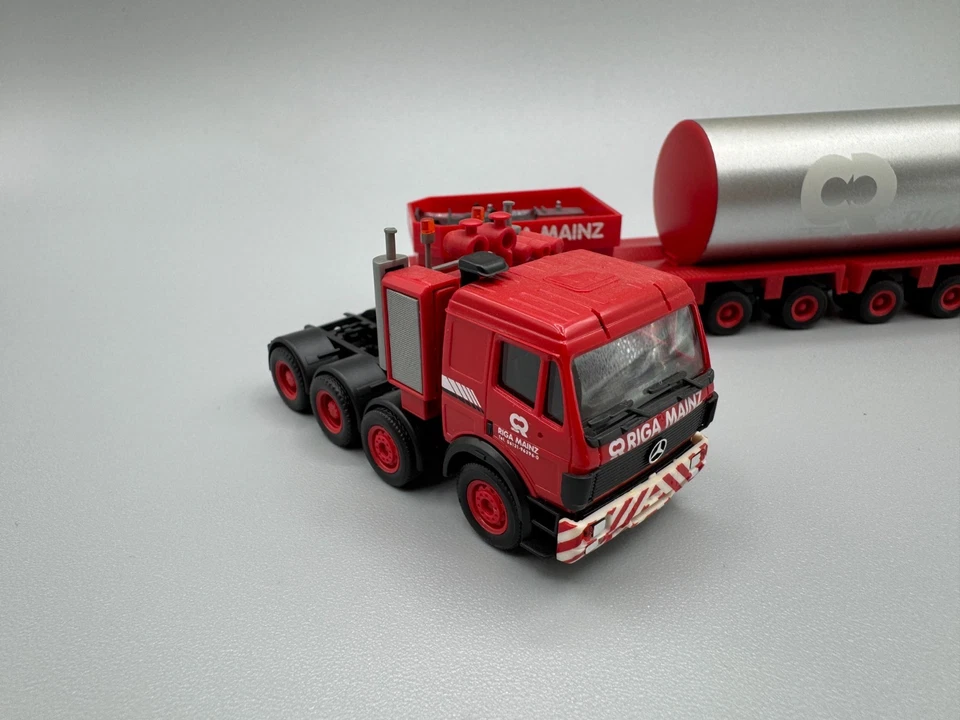 1:87 Herpa Mercedes-Benz SK88 Goldhofer Tieflader 4a/8a (Riga Mainz) - Bild 4 von 4