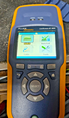 Fluke Networks LinkRunner AT 1000 Auto Tester tested on my network, good display