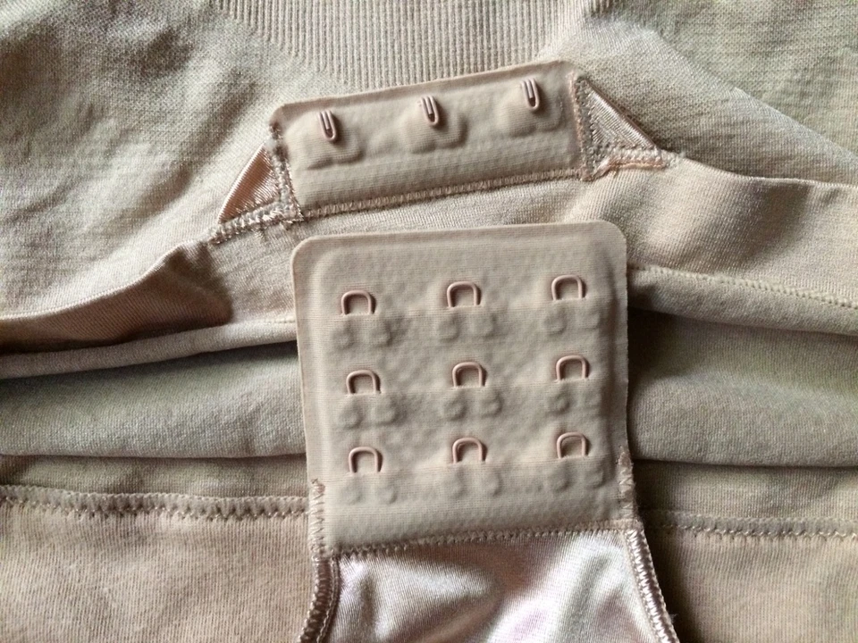 Spanx tamanho médio ouro rosa mais fino e brilhante Construa seu próprio bodysuit # 1457 Novo com etiquetas - Imagem 3 de 4