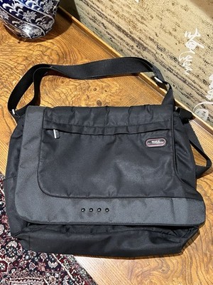 Tumi T-Tech 5114D Black Ballistic Nylon Slim Messenger Bag Laptop Crossbody Red