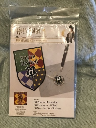 Harry Potter Birthday 8 Invitations 8 Envelopes, 8 Seals &8 Stickers - Picture 1 of 2