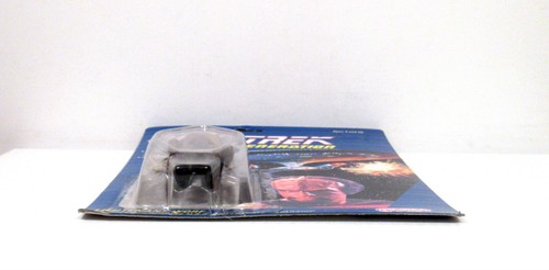 Lieutenant Worf Star Trek The Next Generation Galoob Action Figure 1988 - Picture 6 of 6