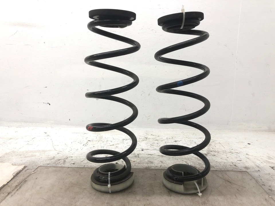 MITSUBISHI OUTLANDER 2022 2023 OEM TRACCIÓN DELANTERA MUELLE HELICOIDAL TRASERO IZQUIERDO Y DERECHO Foto 2 de 4