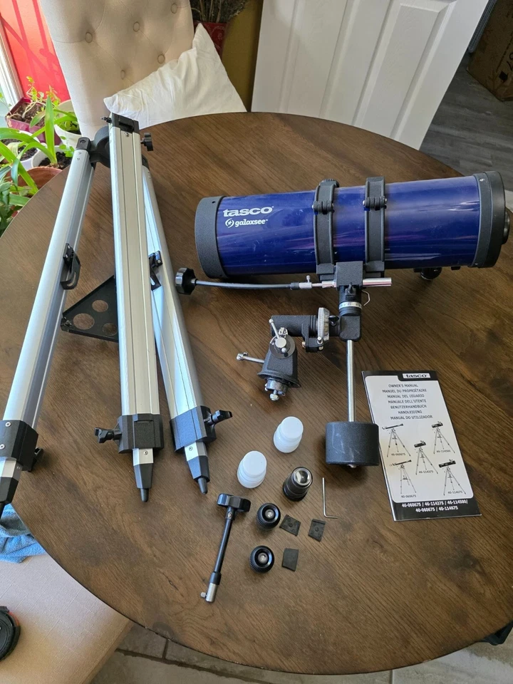 Tasco Galaxsee 40-114675 Telescope With Tripod & Accessories - Image 2 of 4