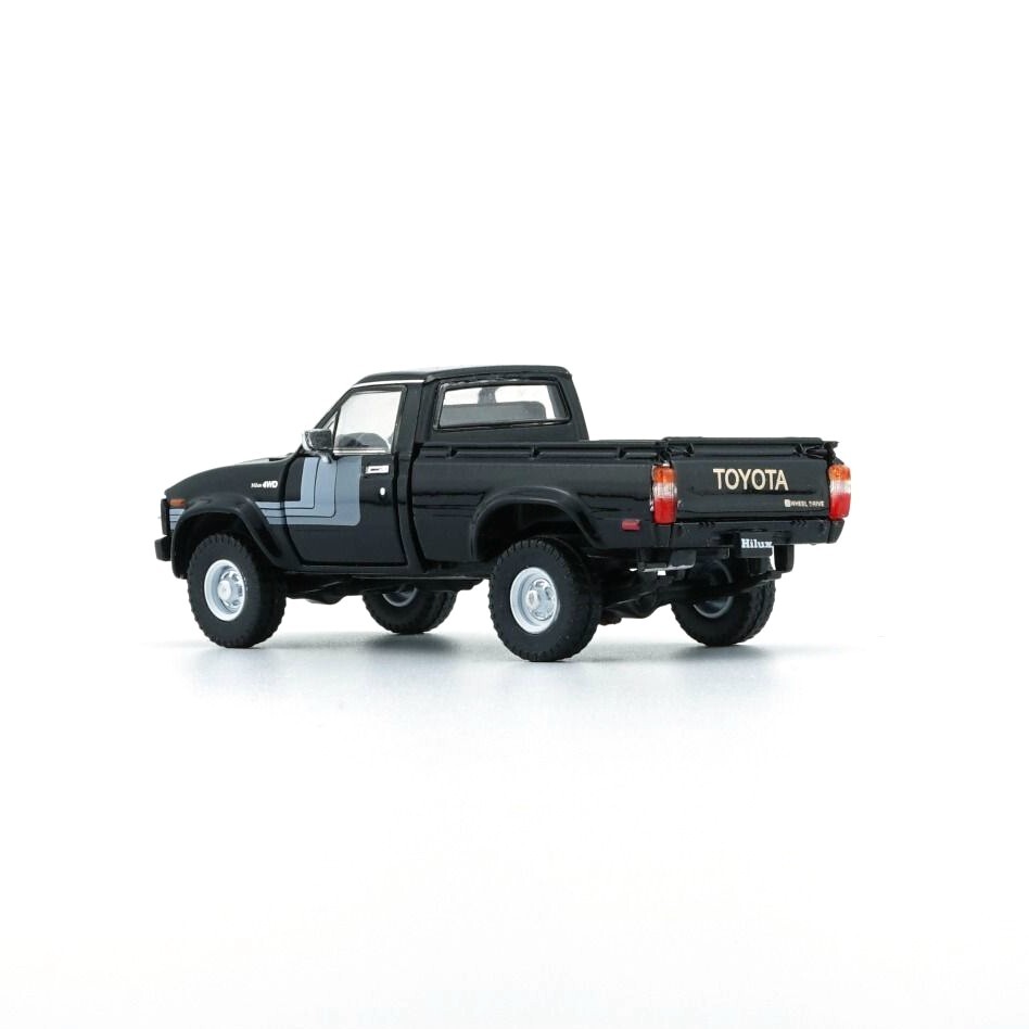 BM Creations JUNIOR BMC 1/64 Toyota 1980 Hilux Black ( RHD