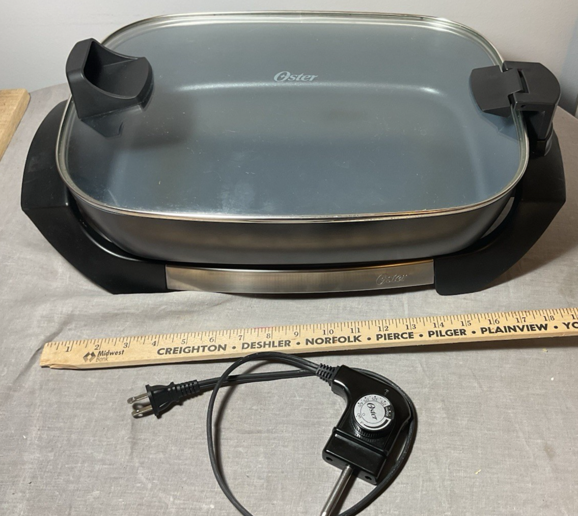Oster Hinged Lid Electric Skillet 16x12x3 Tested CKSTSK16H-DM