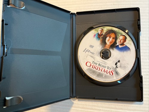 The Road to Christmas (DVD, 2010) Jennifer Grey Holiday Movie- Disc NR Mint! - Picture 4 of 4