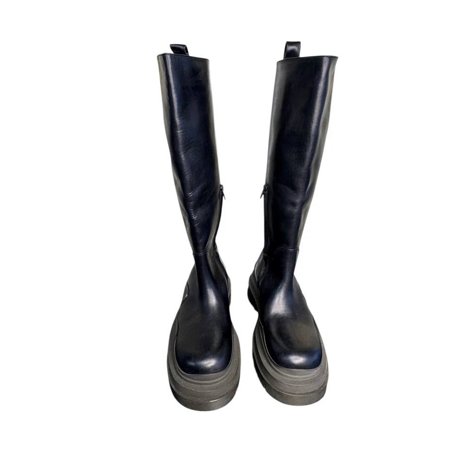 Bottega Veneta NWOB Black Tire Tall Lug Sole Boots Size 40 - Image 2 of 4