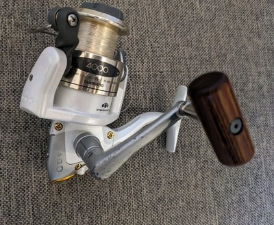 VINTAGE SHIMANO STRADIC 4000FE SPINNING REEL, MADE IN JAPAN, Needs