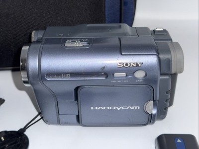 Sony Handycam CCD-TRV128 Video Hi8 Camcorder with Nightshot