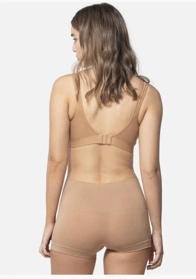 Pantalón Corto UNDERFIT NUEVO CON ETIQUETAS Suavizante en la Cintura CAFÉ MEDIANO. #330 venta al por menor $24 Foto 3 de 4