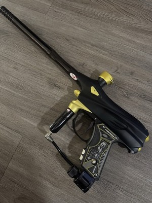 Dye DM4 w/ Modded Bolt Paintball Marker