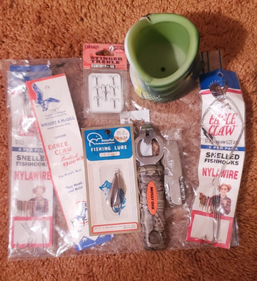 Fishing lot  Casting Spoon Lure lot of hooks and knives cozy