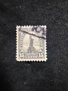us-stamps-Scott-566-Lot-3