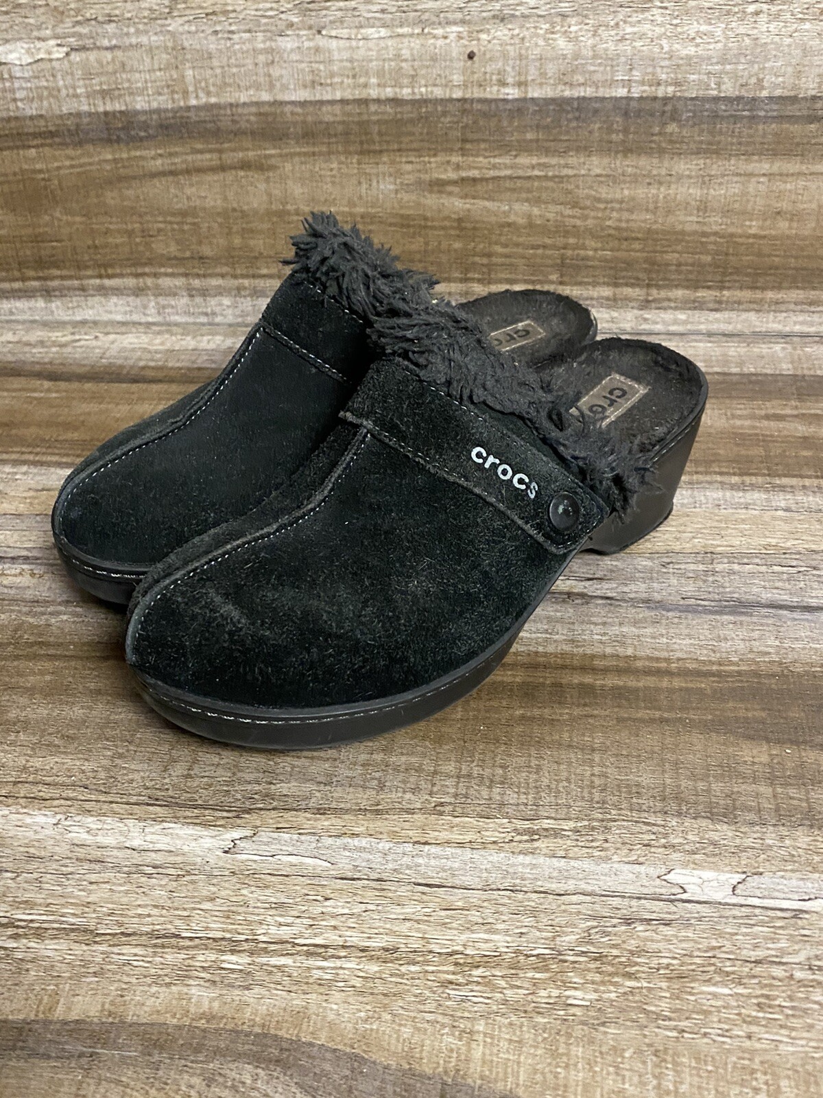 crocs suede