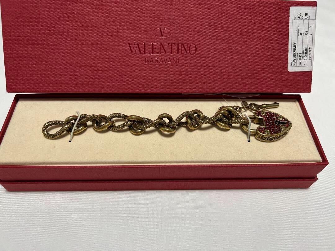 VALENTINO GARAVANI Heart Padlock & Key Bracelet W/Box AT