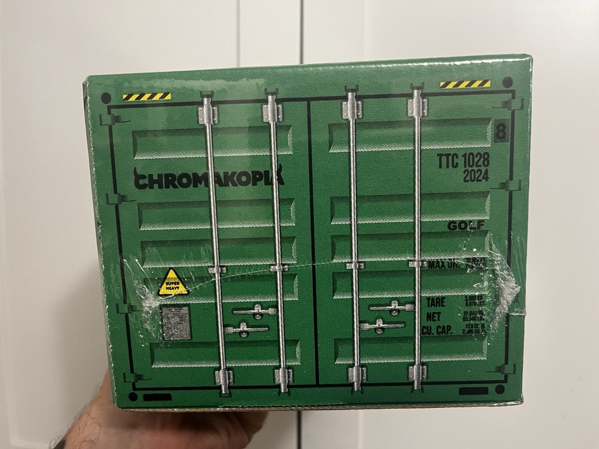 タイラーザクリエイター クロマコピア ボックスセット(フーディーMサイズ Tyler, The Creator Chromakopia VIIII Box Set Multicolor