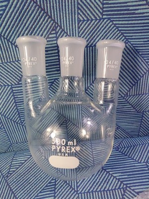 Pyrex 500mL Glass 3-Neck Vertical Round Bottom Flask 24/40 W Stoppers