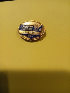 Vintage 1957 Eastern National Livestock Show Judge Badge Hat Pin Timonium Maryla