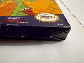 Sesame Street Big Bird's Hide & Speak NES Nintendo Complete CIB