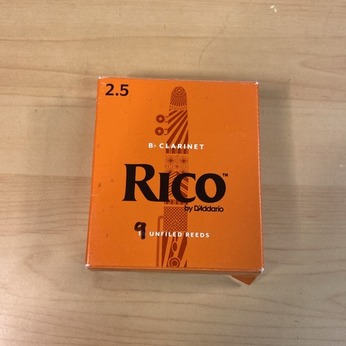 Pack of 9 Rico Bb Clarinet Reeds Strength 2.5  RCA1025