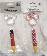 2 Disney Parks Mickey solid Minnie Mouse Polka Dot Writing Pens New Old Stock