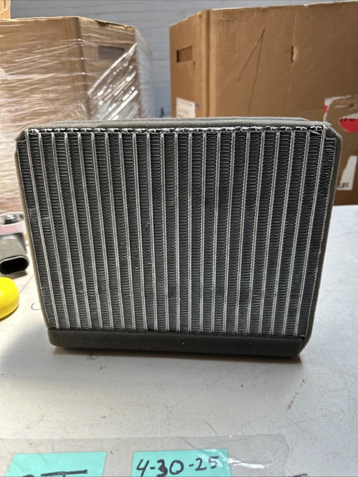 Núcleo evaporador serpentino Four Seasons 54731 Cwk773199 para 96-00 Toyota RAV4 Foto 4 de 4