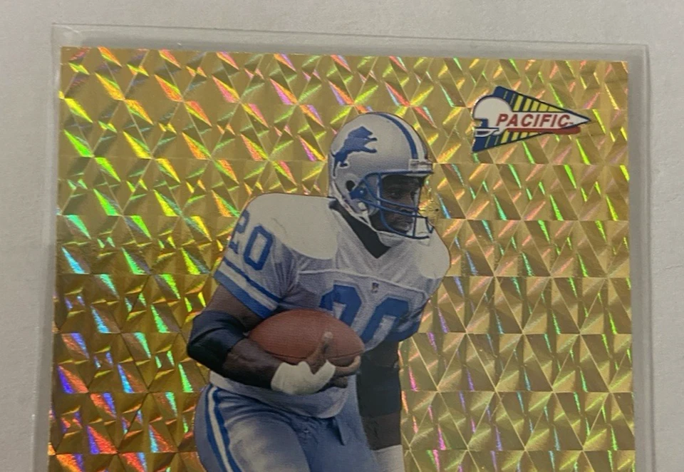 Barry Sanders 1993 Pacific Gold Prisms Parallel Card #16 - Total PSA Pop 19 - Image 3 of 4