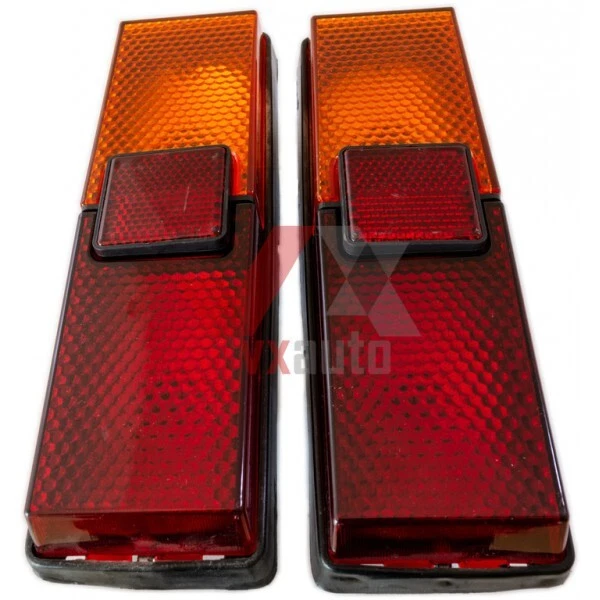 SET REAR TAIL LIGHT LEFT AND RIGHT Lada 21011 VAZ 1300 Foto 2 de 2