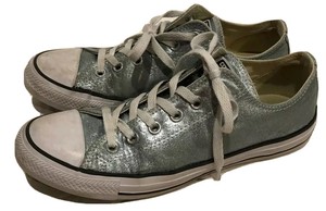sea green converse