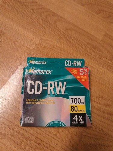 Memorex CD-RW 700mb 80 minute 4x Multi Speed 4 pack - Picture 2 of 3