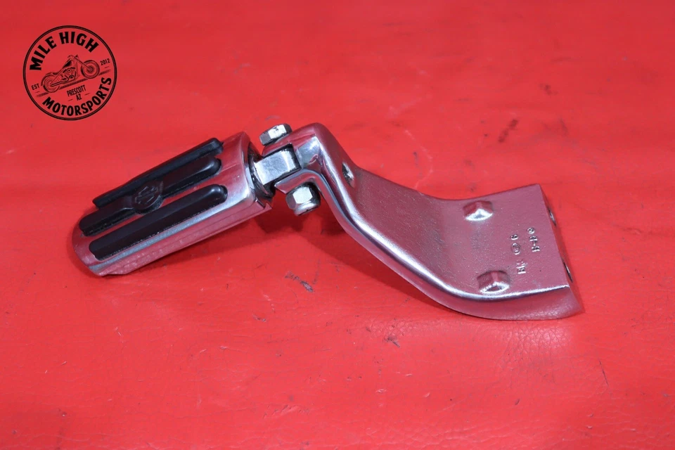 Harley-Davidson Dyna Low Rider 2005 FXDL EFI FXDLI juego de estriberas delanteras Foto 2 de 4