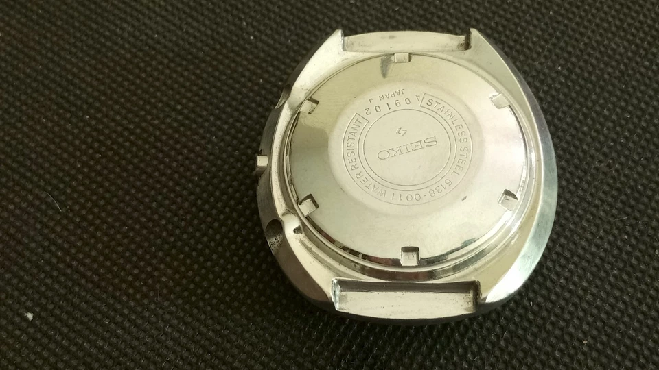 复古罕见精工 UFO 计时码表自动腕表表壳 6131-0011 409102。 — 第 3/4 张图片