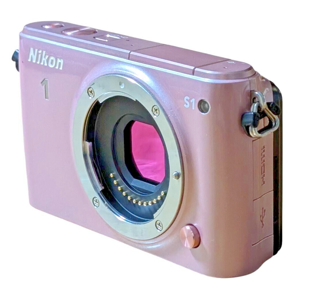Nikon1 S1 ボディ ピンク Nikon 1 S1 mirrorless digital camera body w. 10-30mm VR lens