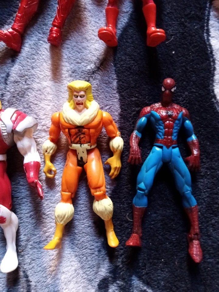 Marvel Figure Lot Of 7 Toybiz,Legends Modern Vintage - Wolverine,Ironman - Image 3 of 4