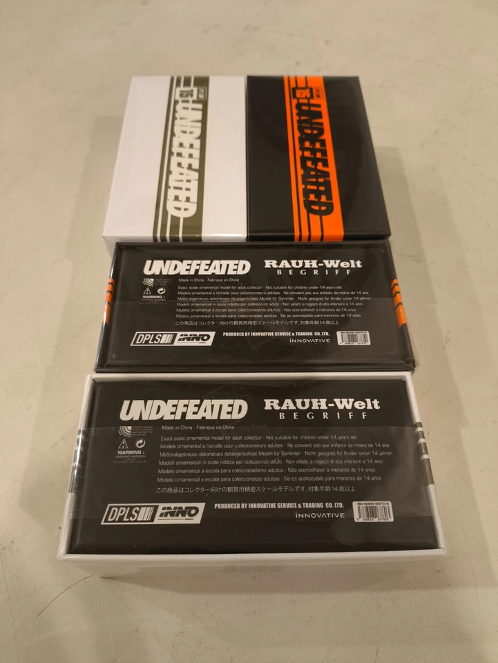 Inno64 IDE 2025 Porsche 993 + Porsche 964 RWB UNDEFEATED SET SEALED - Image 3 of 4