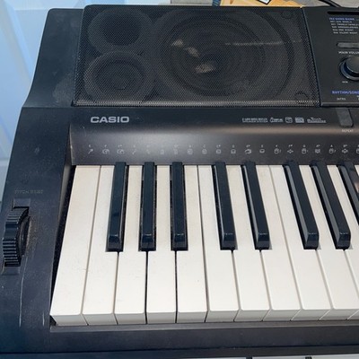 Casio WK-500 (for Parts)￼76-Key Portable Keyboard Workstation See
