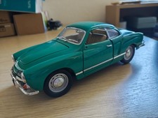 Road Signature 1966 VW Karmann Ghia 1:18 Scale Diecast Model