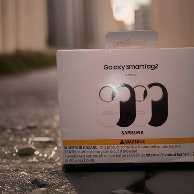 New Samsung SmartTag2 Bluetooth Tracker - Black 4 Pack Tags Now Track Anything!