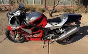 2001 Honda RVT1000R