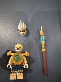 LEGO Chima Lion King Lagravis Minifigure 70010 (Heavy Armor+Cape+Weapon)